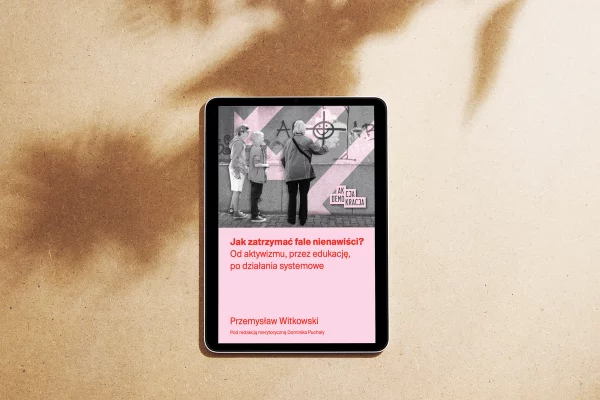 Jak zatrzymać fale nienawiści? Pobierz darmowy eBook!