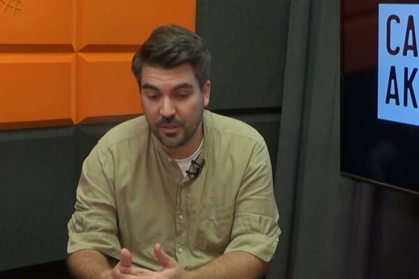 Skąd ta nienawiść? Adam Traczyk (More in Common) o nastrojach wobec Ukraińców. Cafe Akcja #11