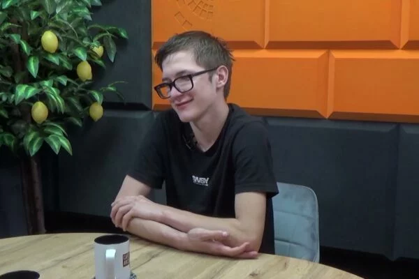 Za nami przyjdą kolejni. Mateusz Rybak, aktywista humanitarny z pogranicza. Cafe Akcja #20
