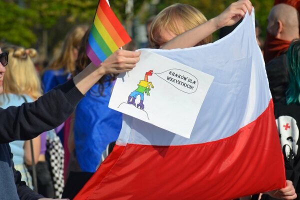 169 dni. Tusk w końcu przemówił. Przełom w sprawie transkrypcji małżeństw par jednopłciowych