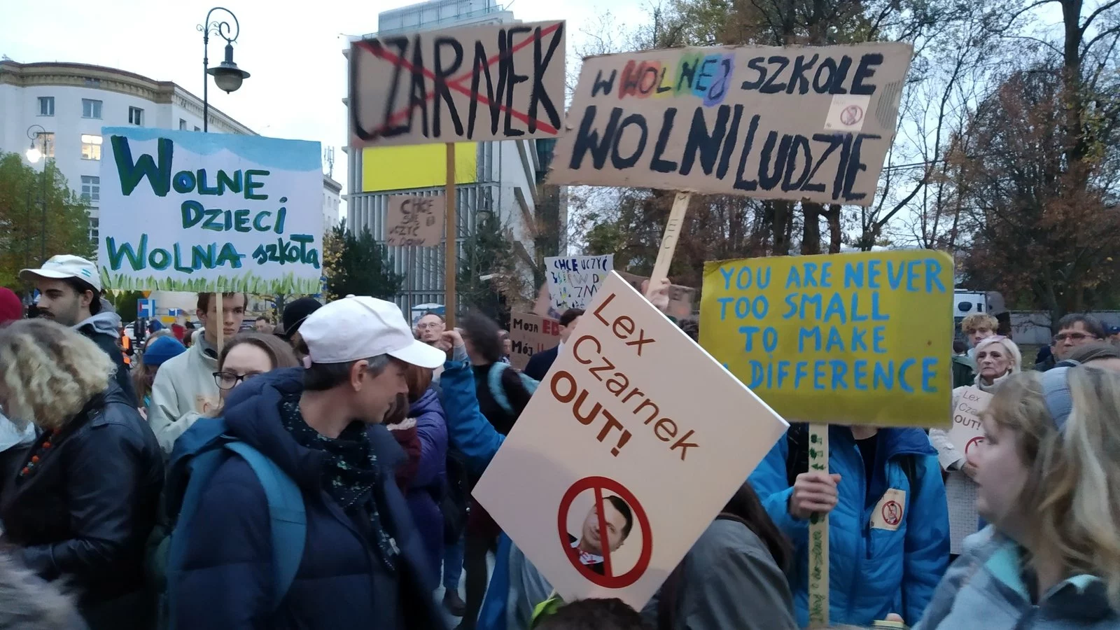 Demonstracja przeciw Lex Czarnek 2.0 w Warszawie, 25 października 2022