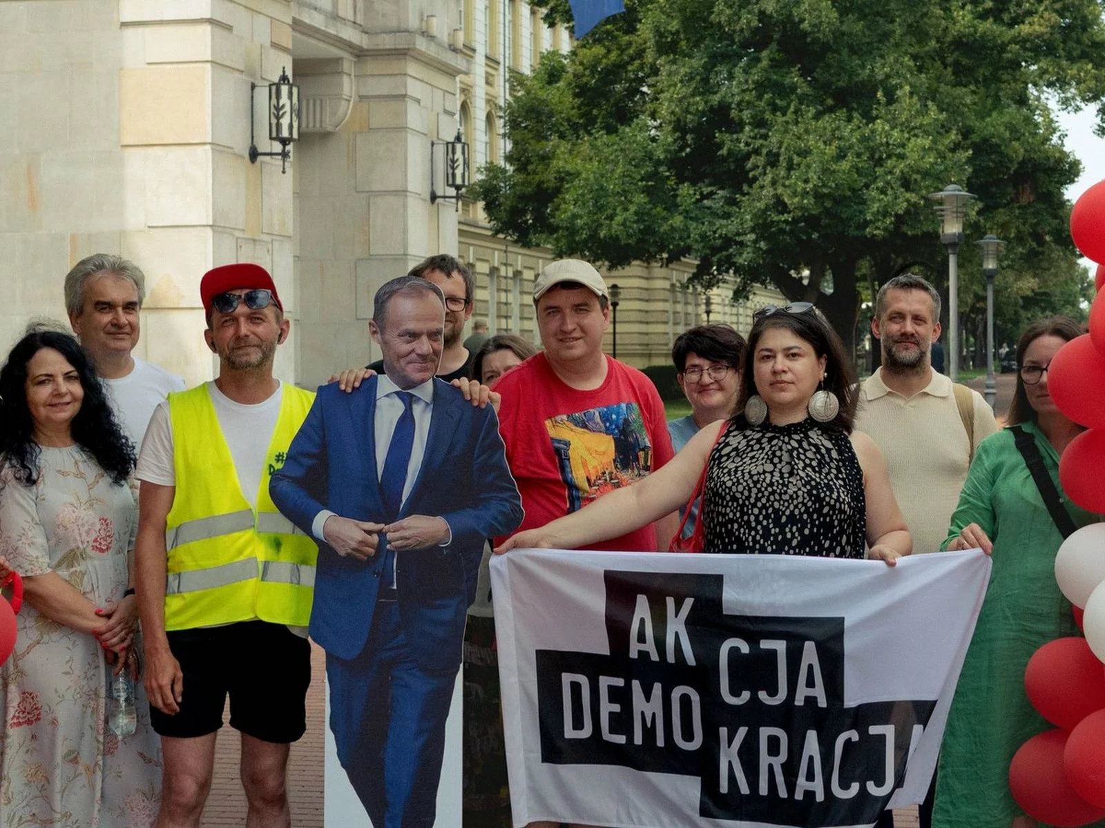 Meta marszu 300 km dla dzieci w spektrum pod Kancelarią Premiera, 31 lipca 2026